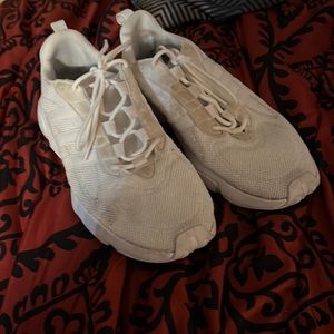 Adidas Mens Haiwee Sneaker - Size 13